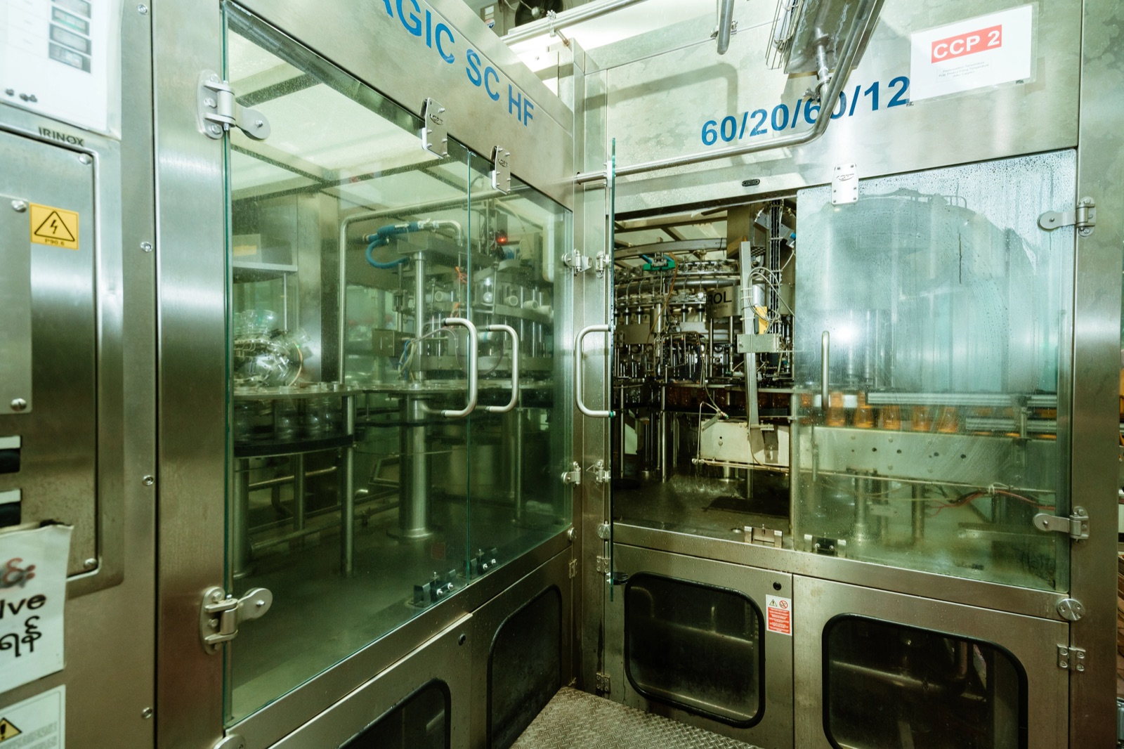 High-speed beverage filling line